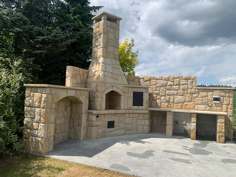 Zahradní kamenné kuchyně